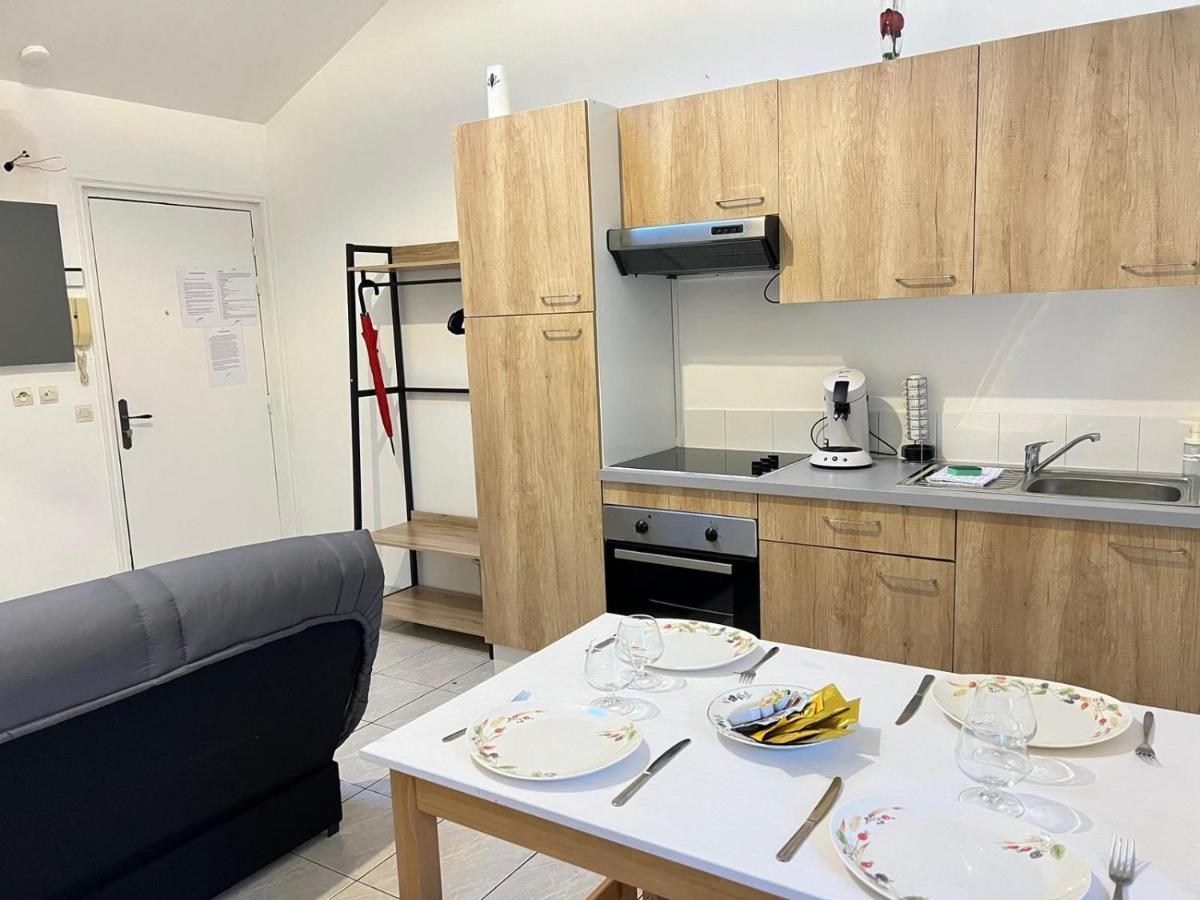 Le Mollien Apartamento Calais Exterior foto